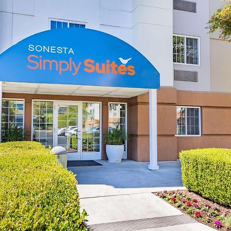 Sonesta Simply Suites Houston Brookhollow Exteriör bild