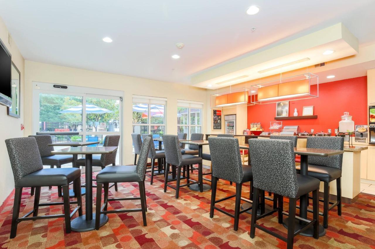 Sonesta Simply Suites Houston Brookhollow Exteriör bild