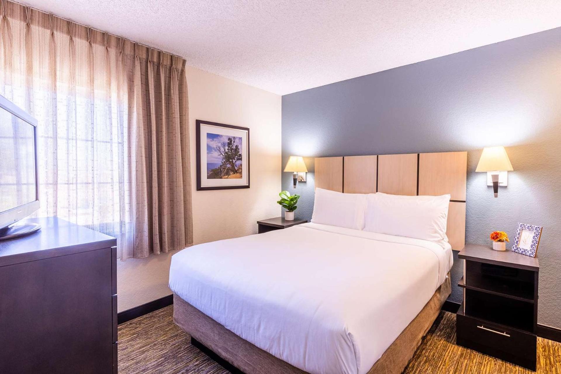 Sonesta Simply Suites Houston Brookhollow Exteriör bild