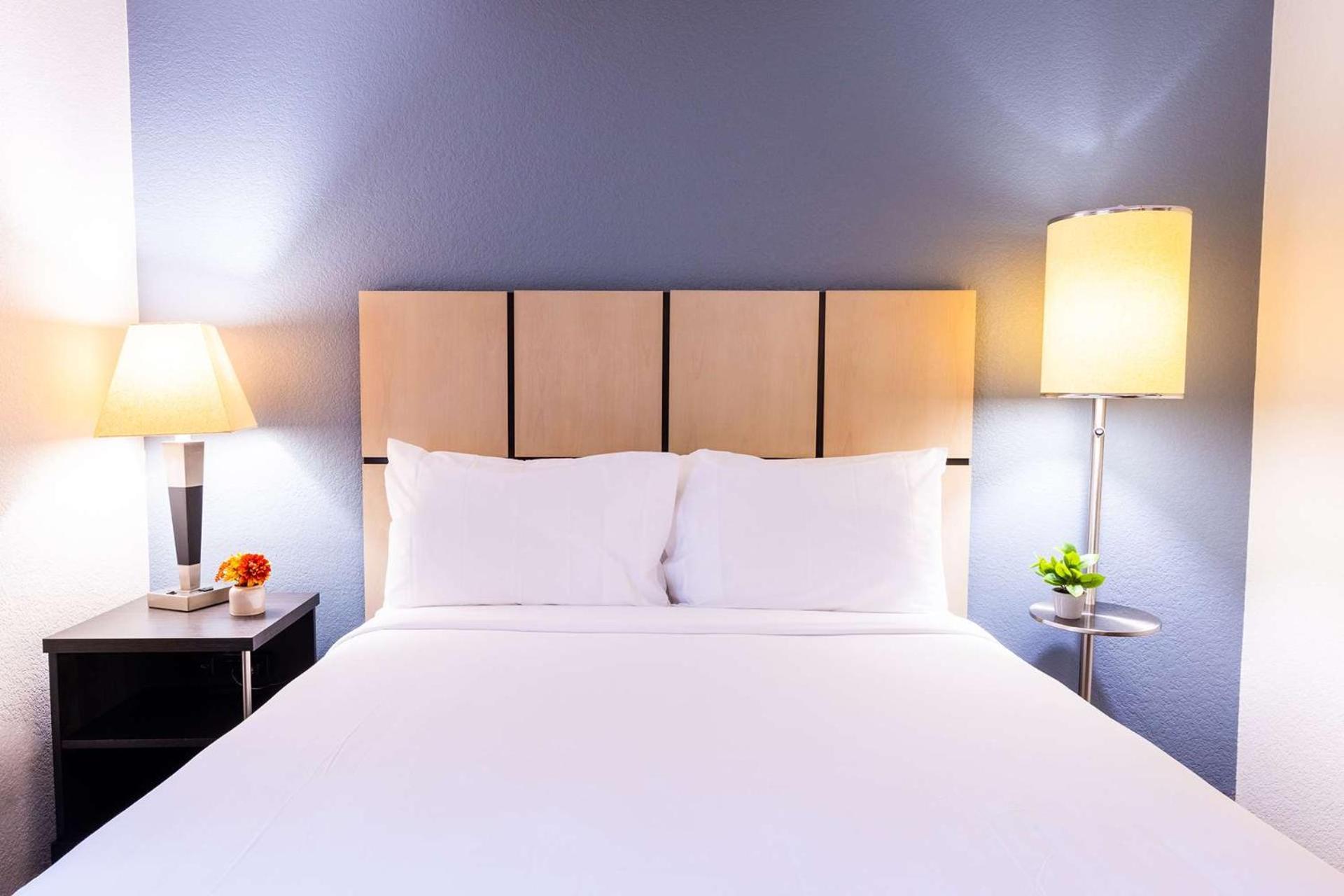Sonesta Simply Suites Houston Brookhollow Exteriör bild