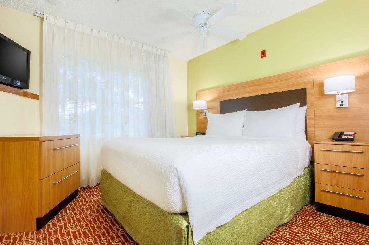 Sonesta Simply Suites Houston Brookhollow Exteriör bild